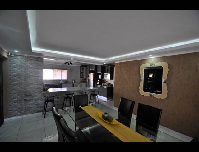 5 BEDROOM HOUSE FOR SALE IN EDEN PARK